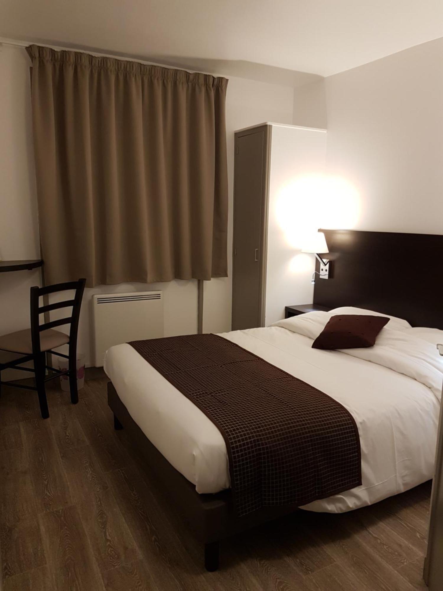 Nevers Hotel Exterior photo